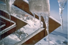 2004-Iced-in